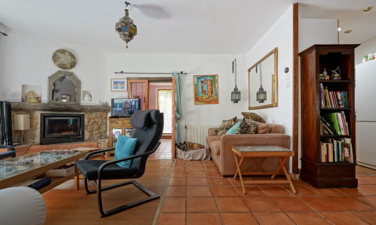 Resale - Villa -
Jávea - Las Planas