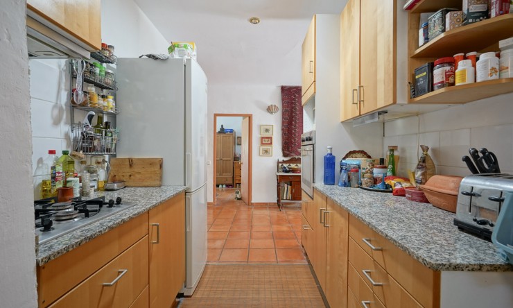 Resale - Villa -
Jávea - Las Planas
