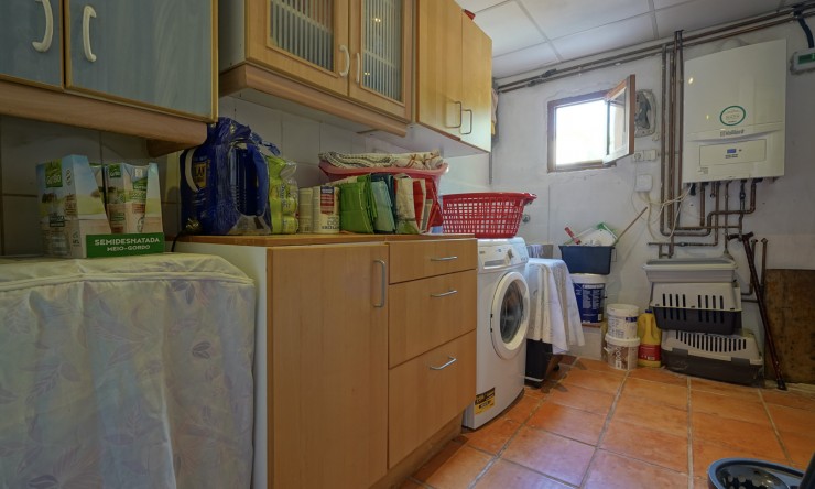 Resale - Villa -
Jávea - Las Planas