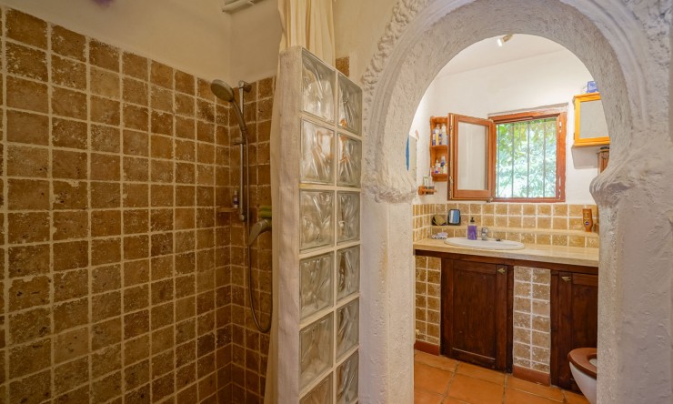 Resale - Villa -
Jávea - Las Planas