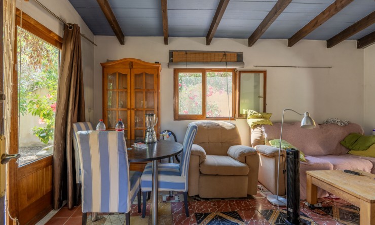 Resale - Villa -
Jávea - Las Planas