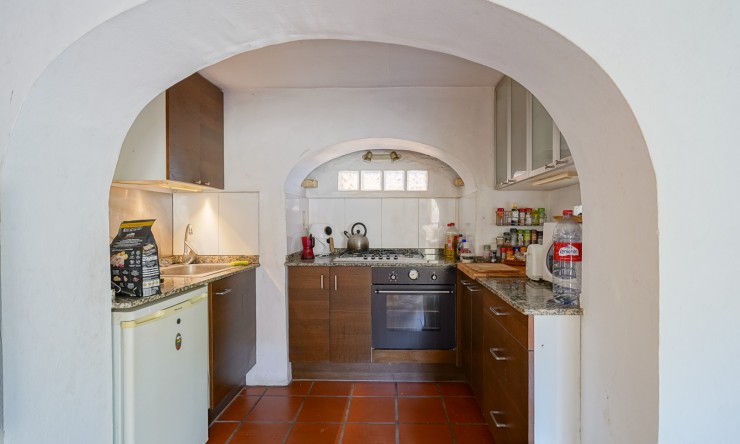 Resale - Villa -
Jávea - Las Planas
