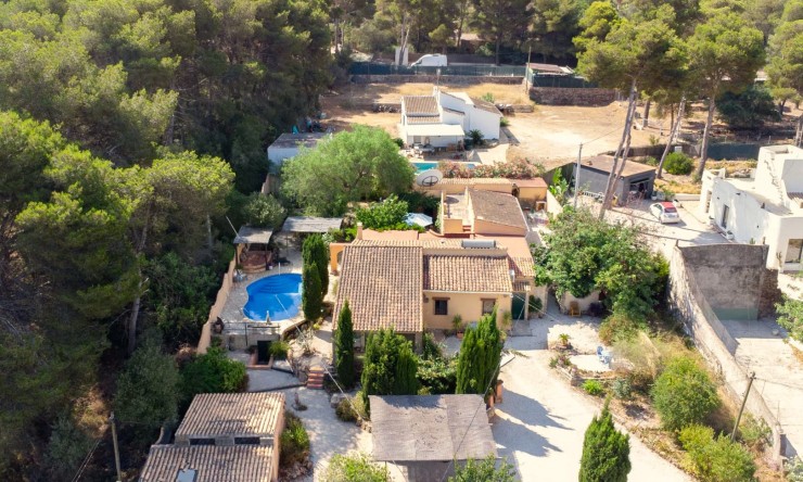 Resale - Villa -
Jávea - Las Planas