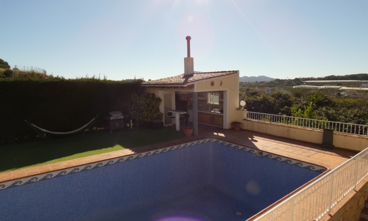 Herverkoop - Villa -
Altea