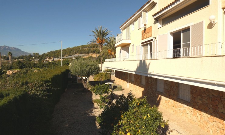 Herverkoop - Villa -
Altea