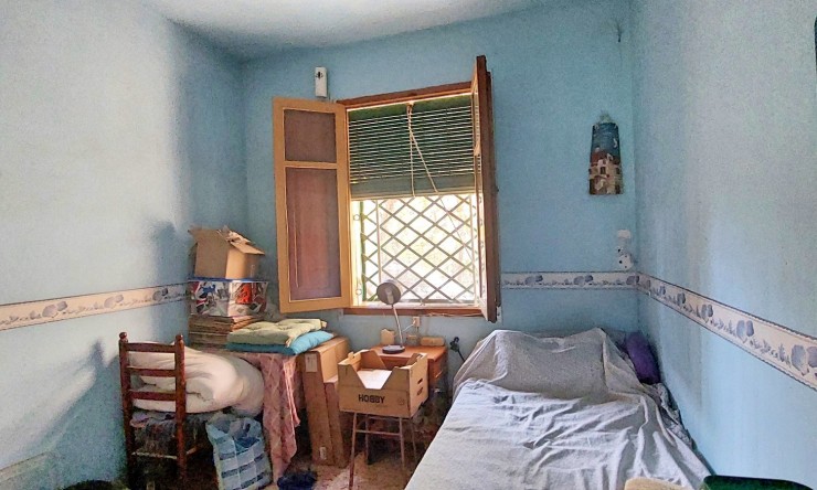 Resale - Villa -
Benidorm