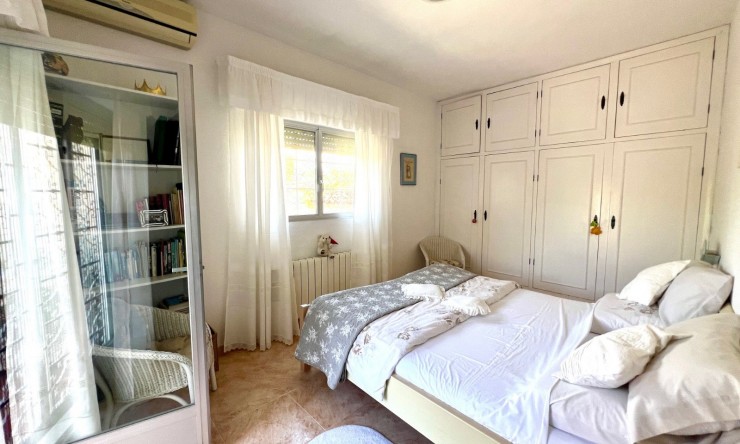 Resale - Villa -
Alfas del Pí