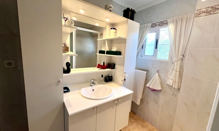 Resale - Villa -
Alfas del Pí