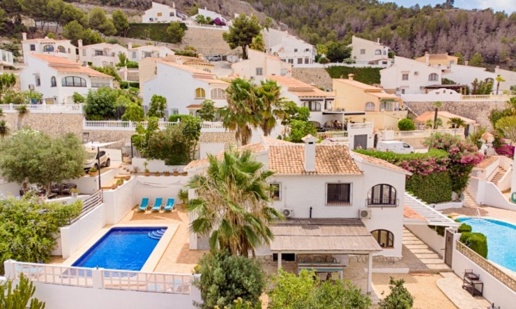 Reventa - Villa -
Benitachell