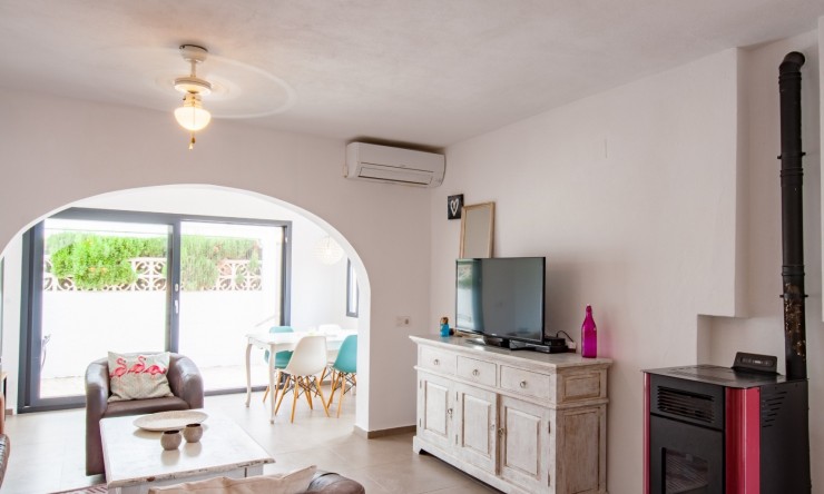 Reventa - Villa -
Benitachell
