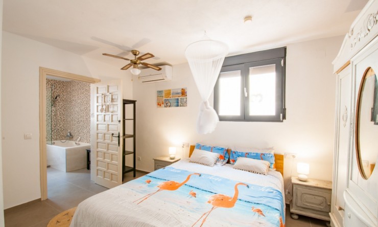 Reventa - Villa -
Benitachell
