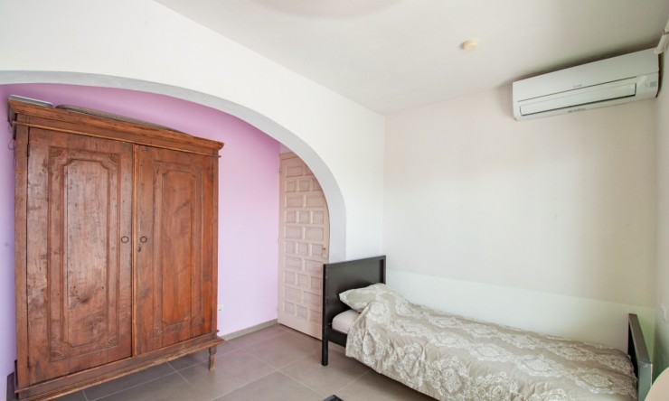 Reventa - Villa -
Benitachell
