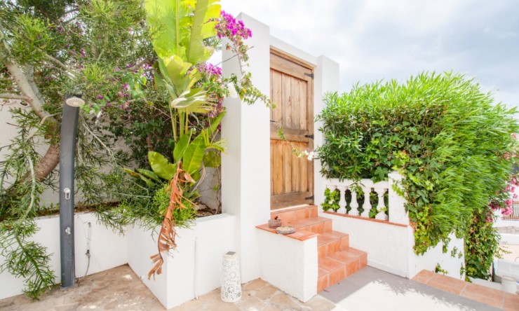 Reventa - Villa -
Benitachell