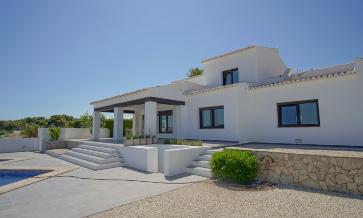 Reventa - Villa -
Moraira - La Sabatera