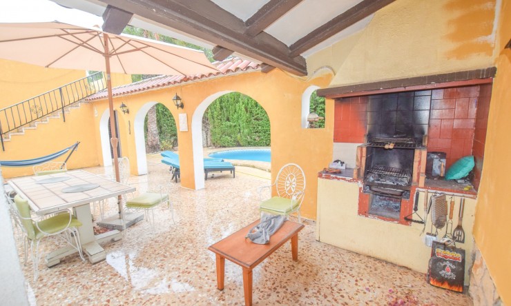 Resale - Villa -
Alfas del Pí