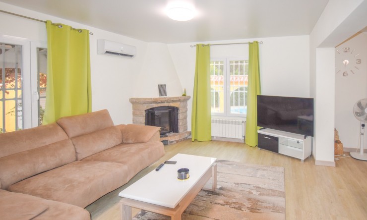 Resale - Villa -
Alfas del Pí