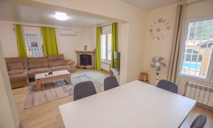 Resale - Villa -
Alfas del Pí