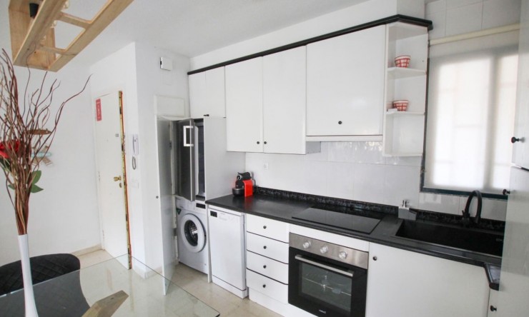 Wiederverkauf - Wohnung -
Benidorm - Playa Poniente