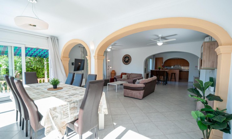Wiederverkauf - Villa -
Calpe - Calpe urbanizaciones