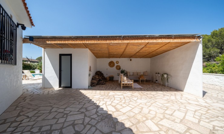 Resale - Villa -
Alfas del Pí