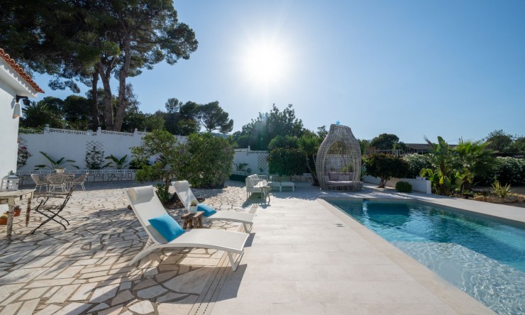 Resale - Villa -
Alfas del Pí