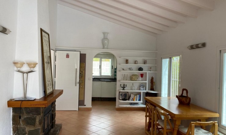 Wiederverkauf - Villa -
Calpe - La Canuta