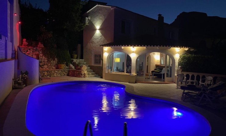Wiederverkauf - Villa -
Calpe - La Canuta