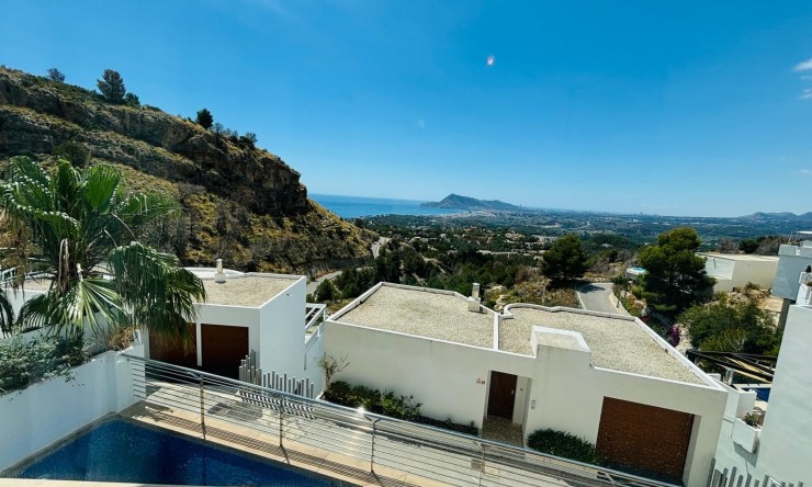 Resale - Villa -
Altea - La Vieja