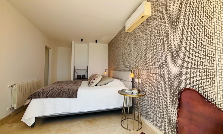 Resale - Villa -
Altea - La Vieja