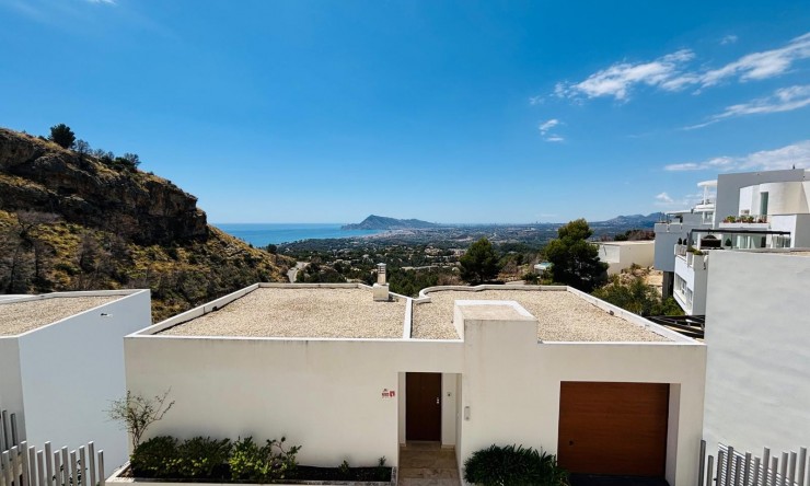 Resale - Villa -
Altea - La Vieja
