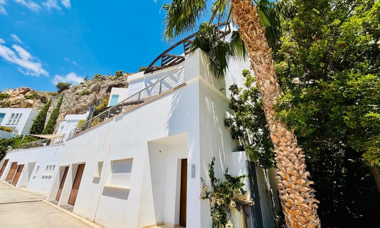 Resale - Villa -
Altea - La Vieja