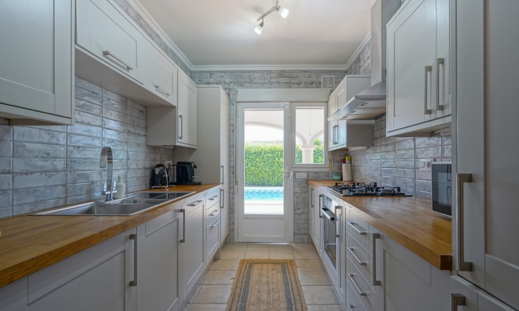 Reventa - Villa -
Jávea - Costa Nova