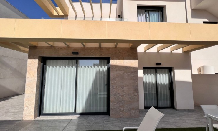 Resale - Villa -
Los Montesinos