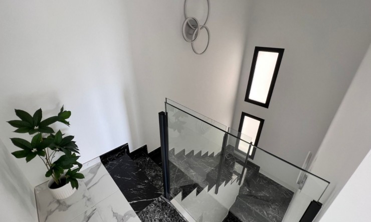 Resale - Villa -
Los Montesinos