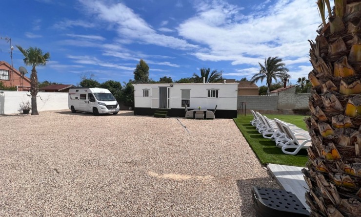 Wiederverkauf - Finca -
Elche Pedanías - La Marina