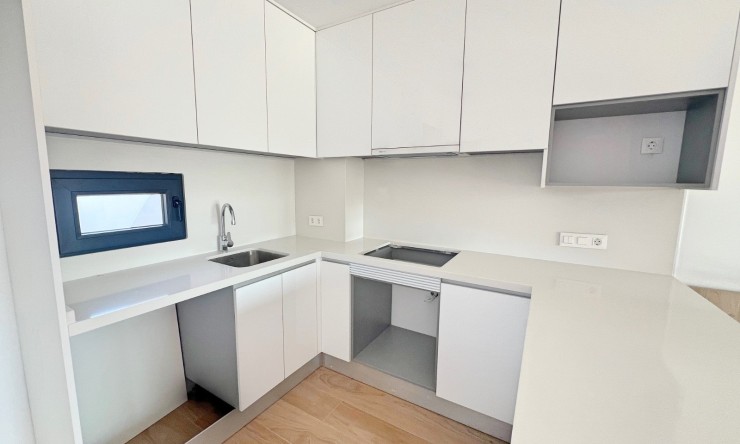 Resale - Apartment -
Finestrat