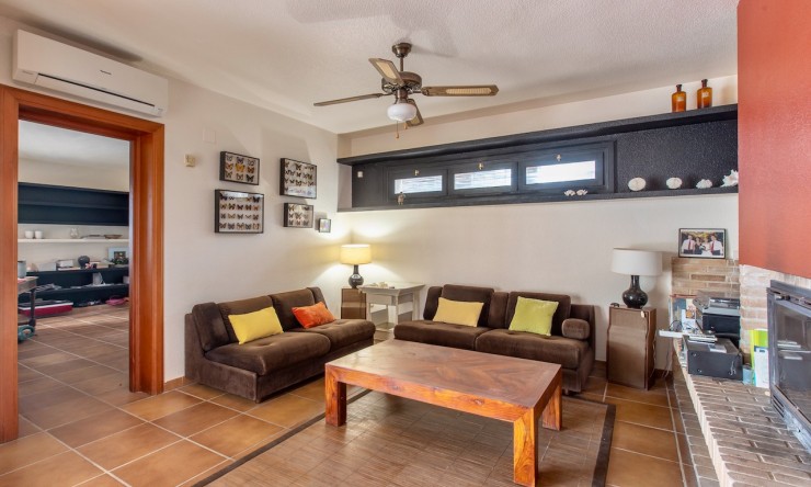 Revente - Villa -
Altea