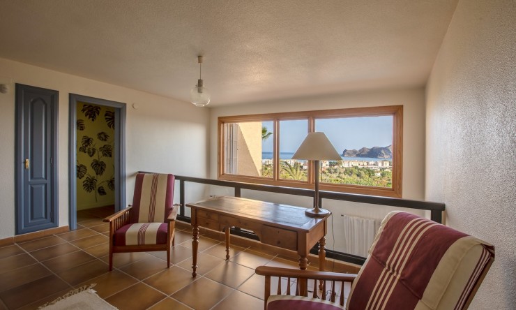 Revente - Villa -
Altea