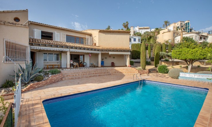 Revente - Villa -
Altea