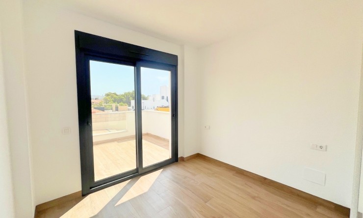 Resale - Apartment -
Finestrat