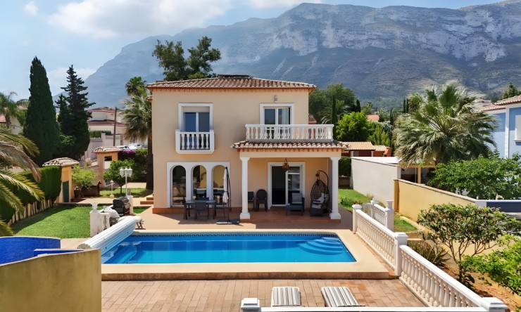 Wiederverkauf - Villa -
Denia - Tossal Gross
