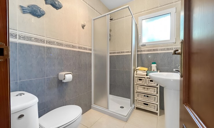 Resale - Villa -
Pedreguer