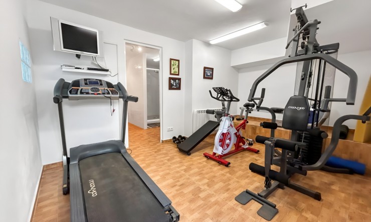 Resale - Villa -
Pedreguer