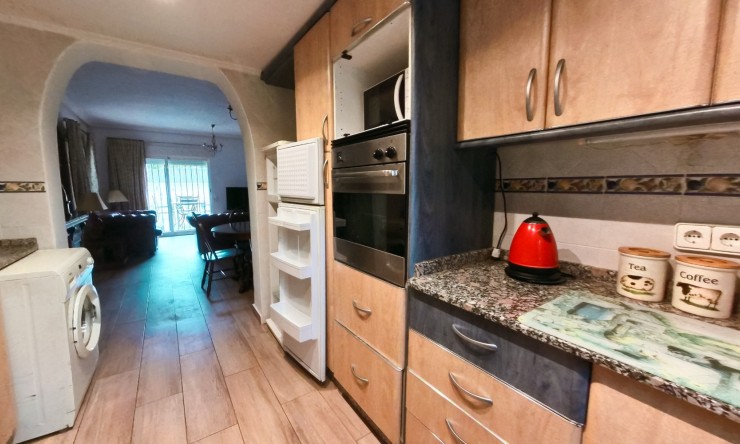 Resale - Villa -
Albir