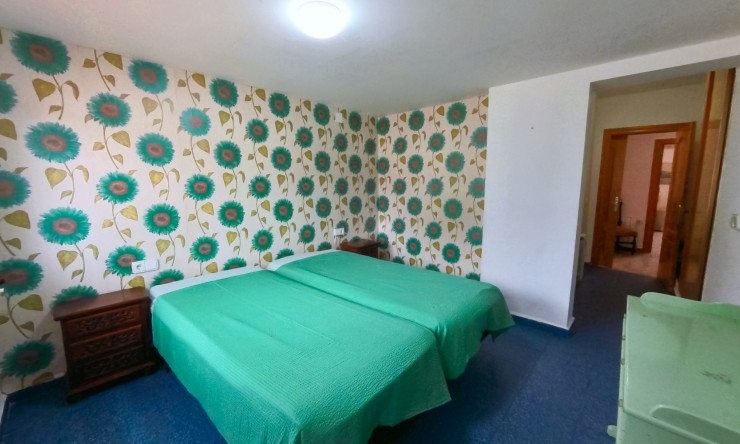 Resale - Villa -
Albir