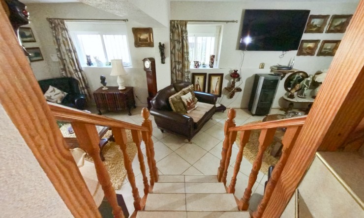 Resale - Villa -
Albir