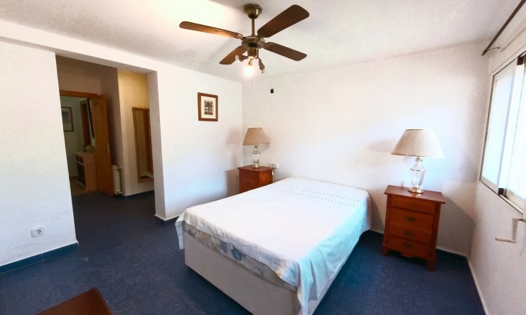 Resale - Villa -
Albir