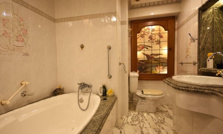 Reventa - Apartamento -
Calpe - Zona Playa del Bol - Puerto