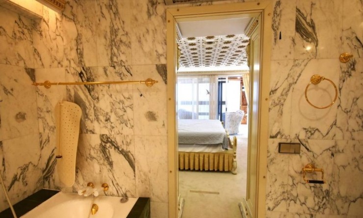 Reventa - Apartamento -
Calpe - Zona Playa del Bol - Puerto