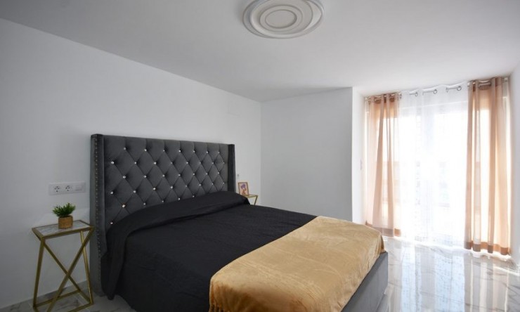 Reventa - Apartamento -
Calpe - Zona Playa del Bol - Puerto